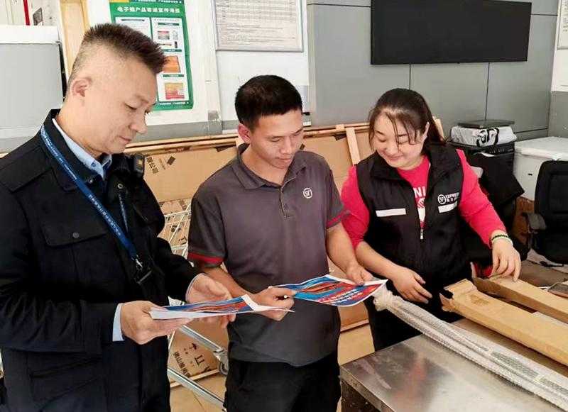 广东佛山南海区局：普法宣传到一线 把好寄递“安全关”